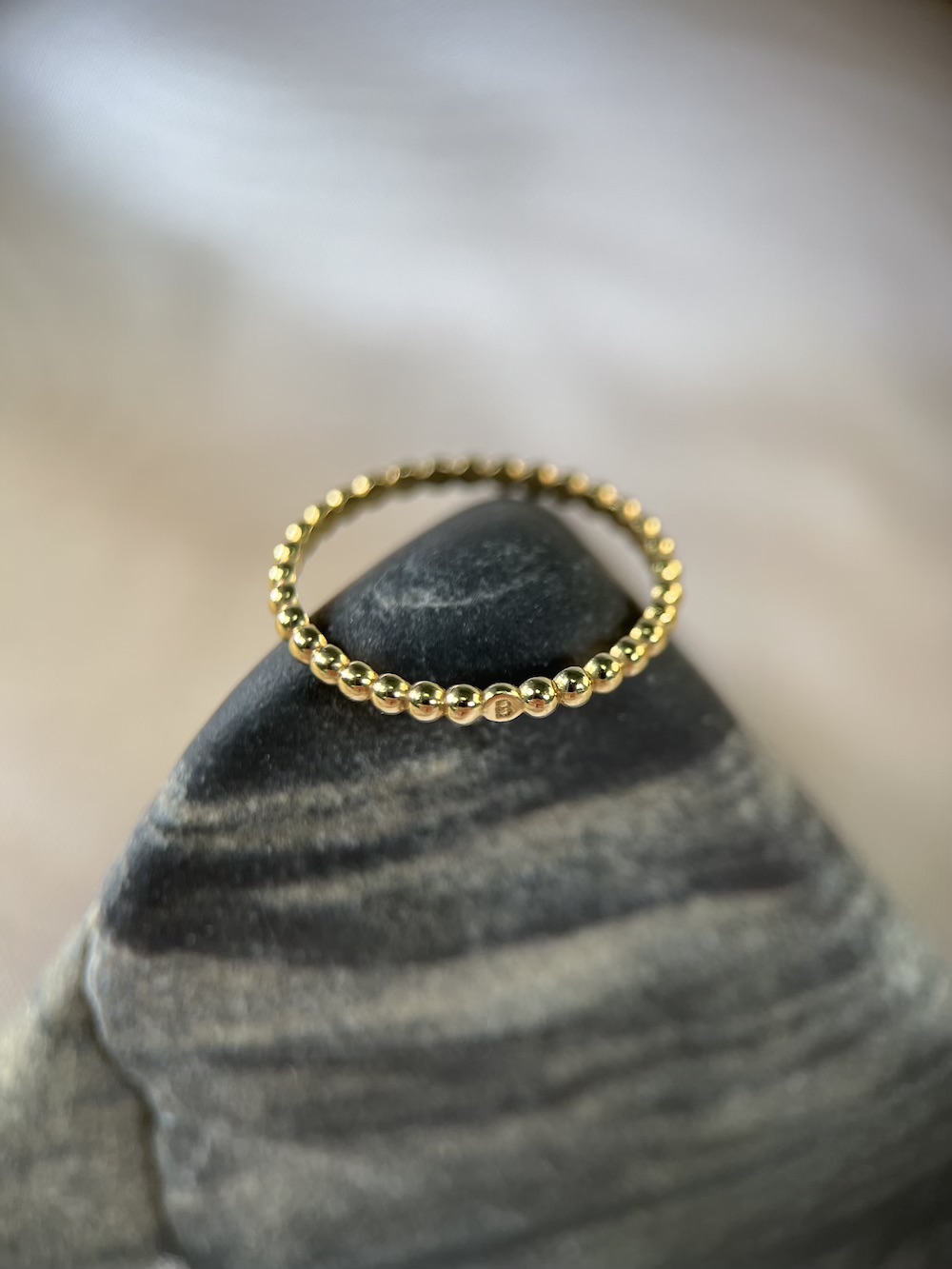 Women’s ring 2001В